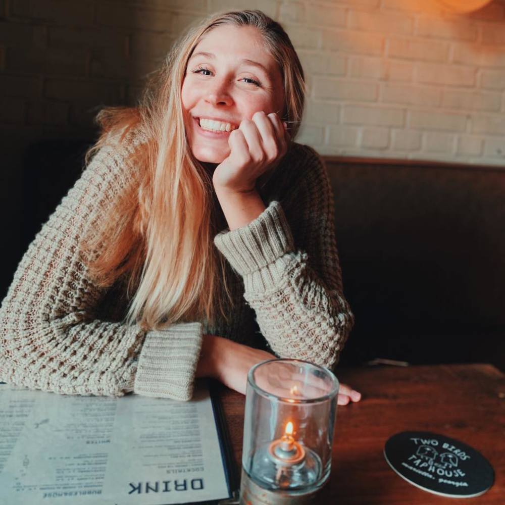 Meet your Posher, Ari